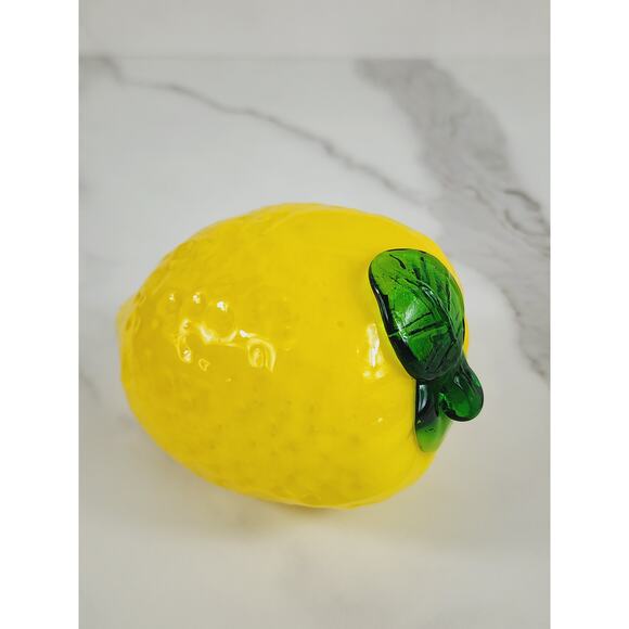 Art Glass Hand Blow Yellow Lemon w/ Green Leaf Vegetable 4" Home Decor 90s Vtg - Picture 1 of 12